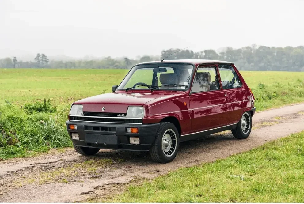 R5 Alpine Turbo rouge